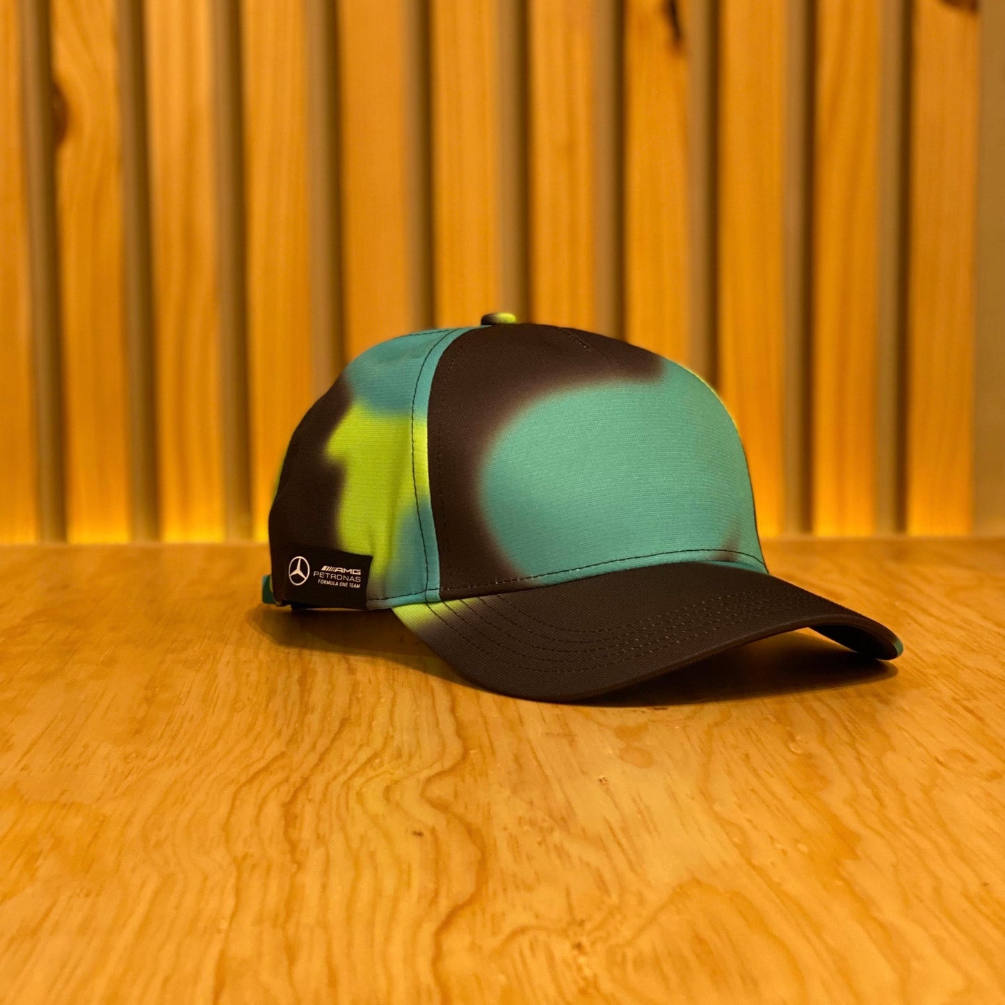 Gorra Mercedes mapf1 fw spray camo 701227160001 Verde negro neon