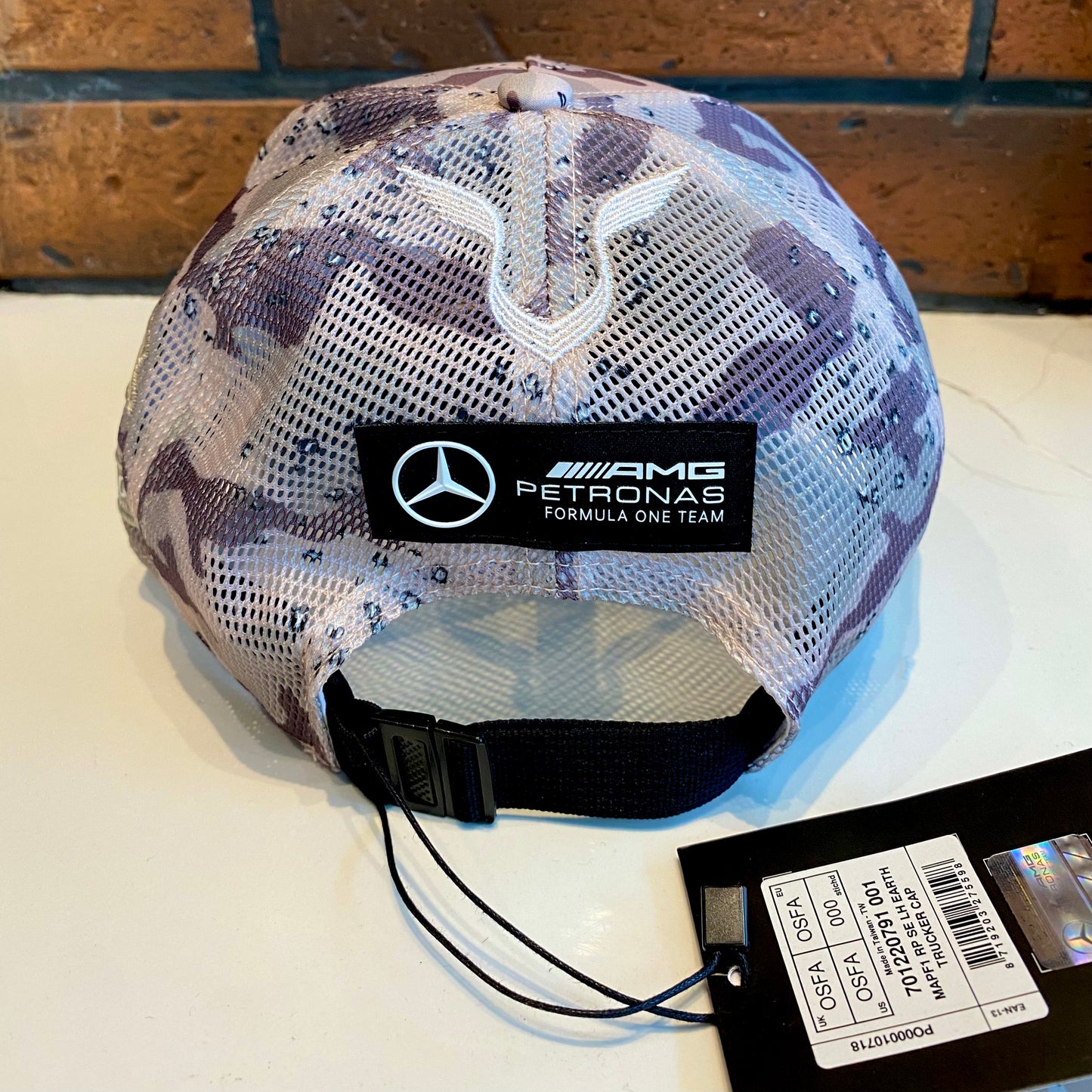 Gorra Mercedes Mapf1 Rp se lh hearth trucker cap 701220791001 CAMO